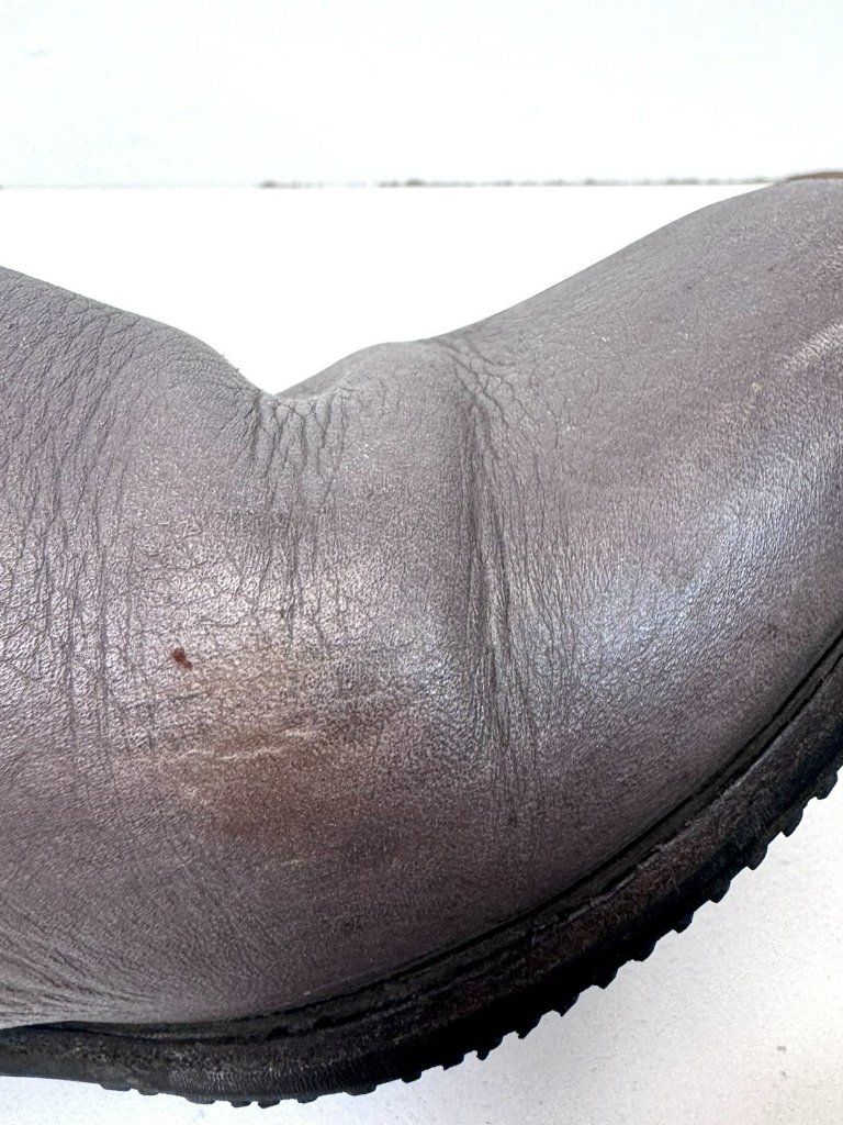 Poppy Barley Chelsea Boots Womens Size 8 Taupe Leather Pull On Ankle — image 8 of 8